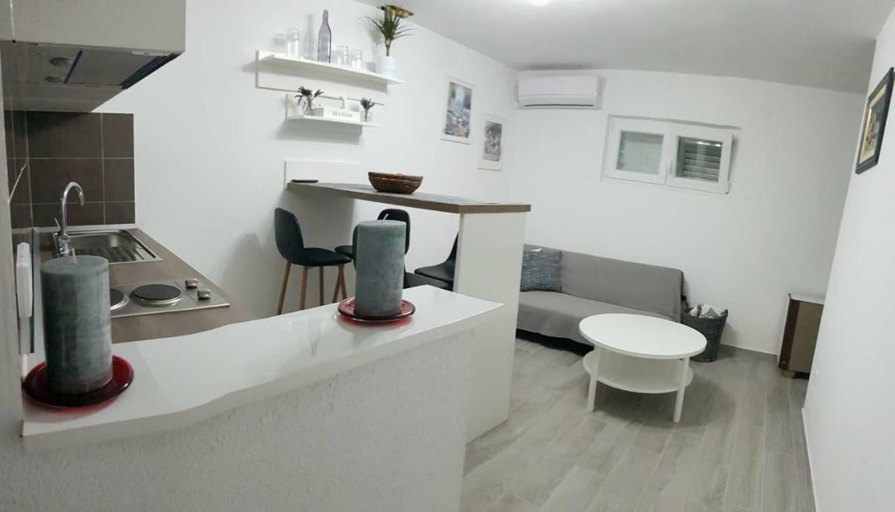 Anamarija Apartment Korčula Eksteriør billede